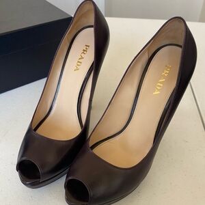 PRADA - Calzature Donna Vitello Shine (Mosto)